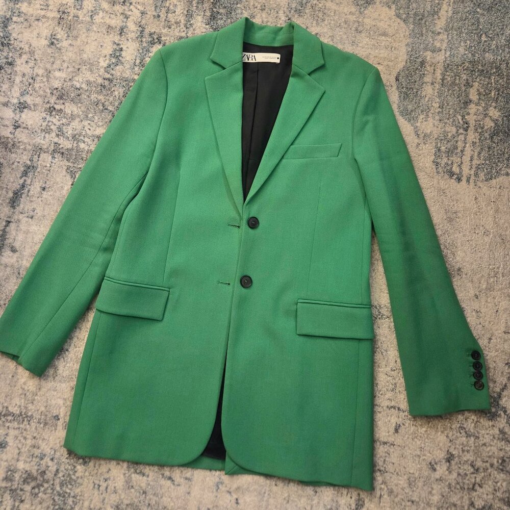 Straight Cut Blazer with Pockets